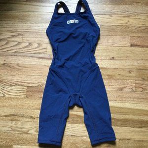 Arena 24 training Tech suit new !!!!